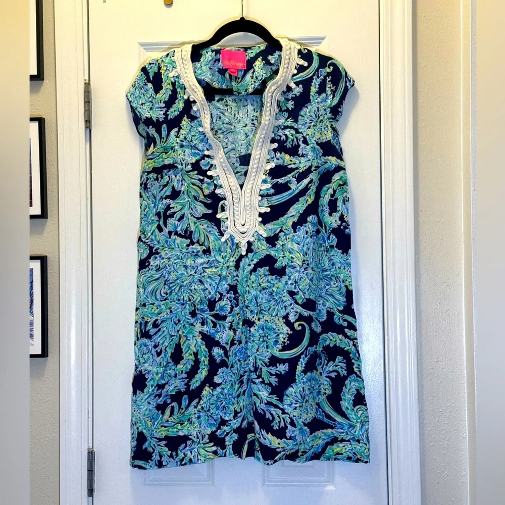 LILLY PULITZER Madia Tunic High Tide Navy Scuba Doo EUC Size Medium EUC - Picture 3 of 9